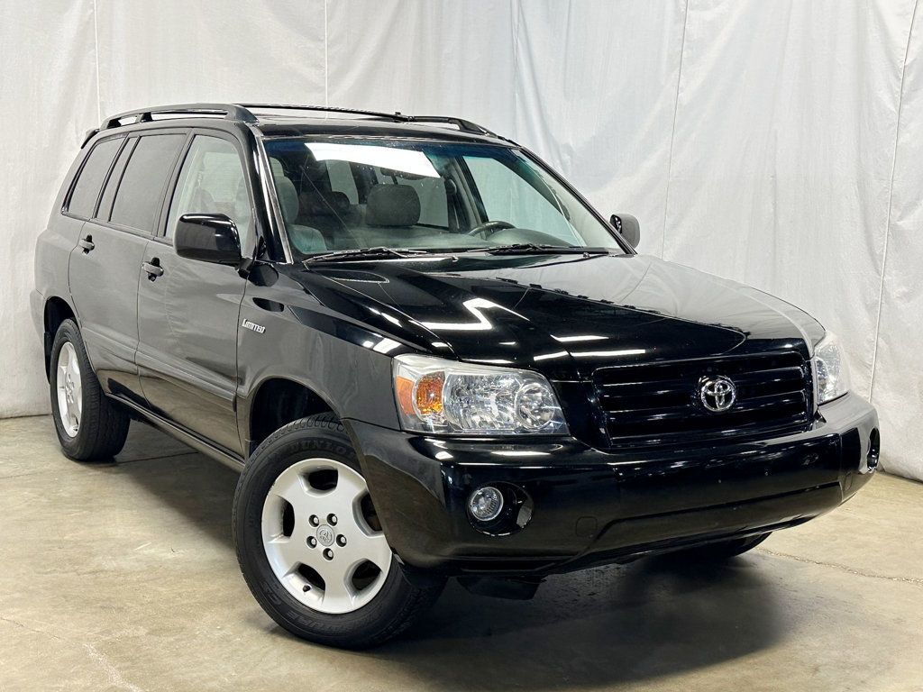 2005 Toyota Highlander 4dr V6 4WD w/3rd Row - 23068124 - 1