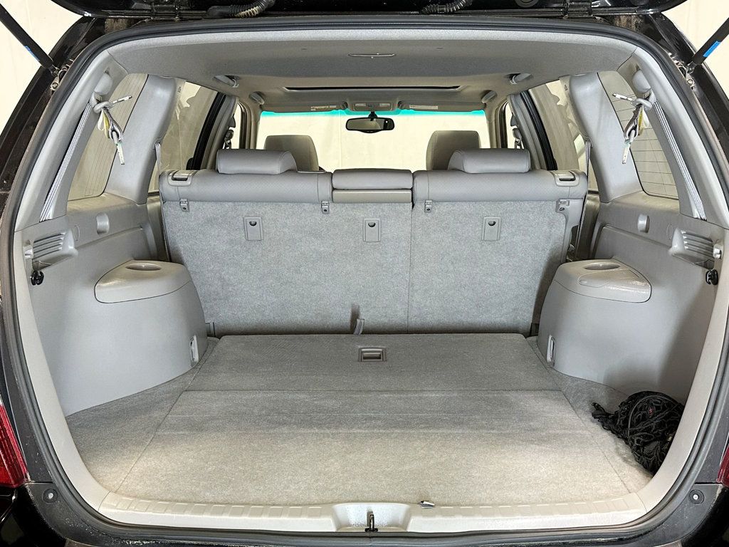 2005 Toyota Highlander 4dr V6 4WD w/3rd Row - 23068124 - 41
