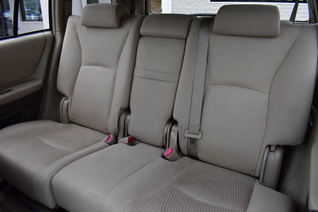 2005 Toyota Highlander 4dr V6 w/3rd Row - 22509784 - 19