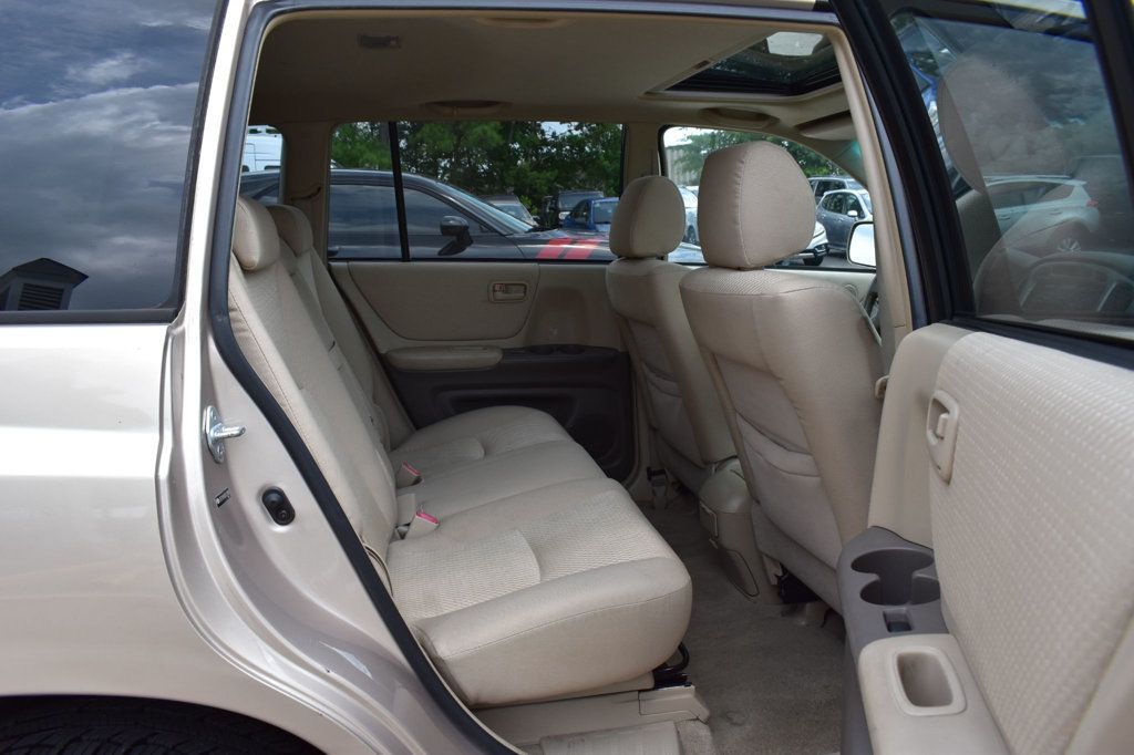 2005 Toyota Highlander 4dr V6 w/3rd Row - 22509784 - 20