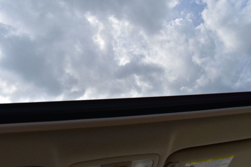 2005 Toyota Highlander 4dr V6 w/3rd Row - 22509784 - 32