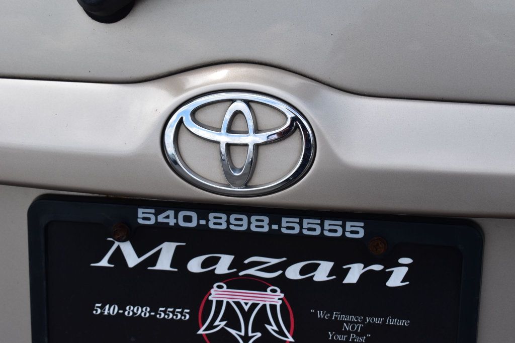 2005 Toyota Highlander 4dr V6 w/3rd Row - 22509784 - 41