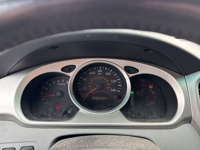 2005 Toyota Highlander V6 - 22975428 - 10