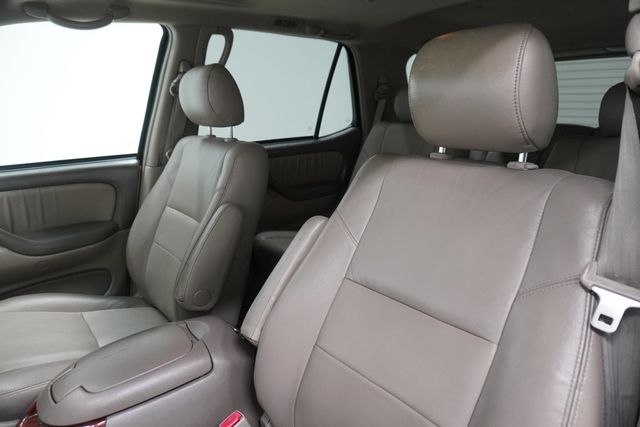 2005 Toyota Sequoia 4dr Limited - 23002591 - 9
