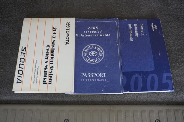 2005 Toyota Sequoia 4dr Limited - 23002591 - 28