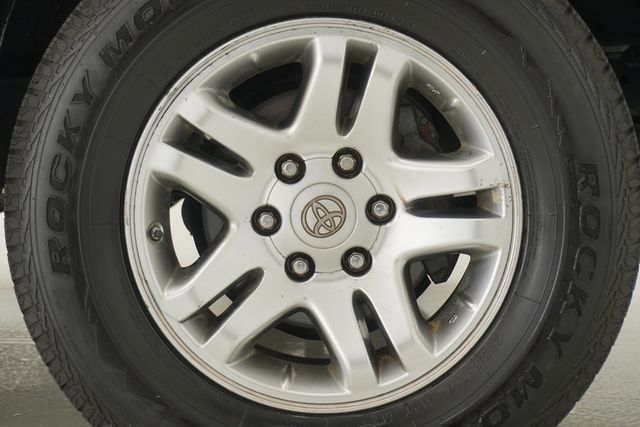 2005 Toyota Sequoia 4dr Limited - 23002591 - 30