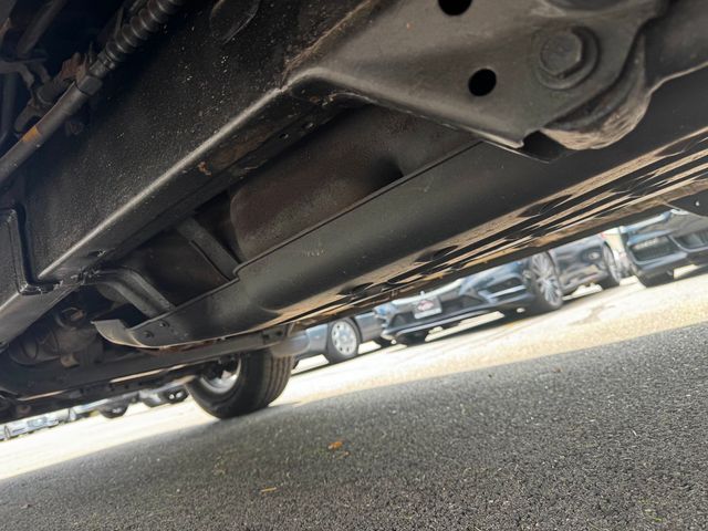 2005 Toyota Sequoia 4dr SR5 4WD - 23043799 - 25