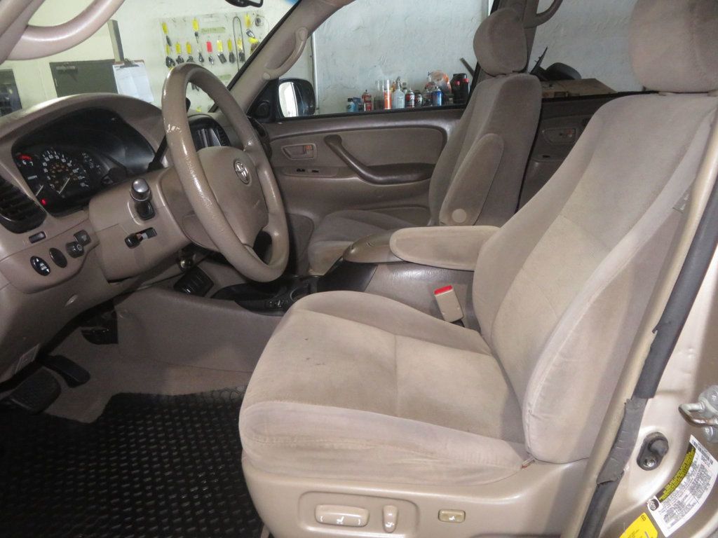 2005 Toyota Sequoia EXTRA CLEAN VERY DESIRABLE V8 SEQUOIA 3RD ROW SEAT 4X4 AZ TRUCK - 23043071 - 17