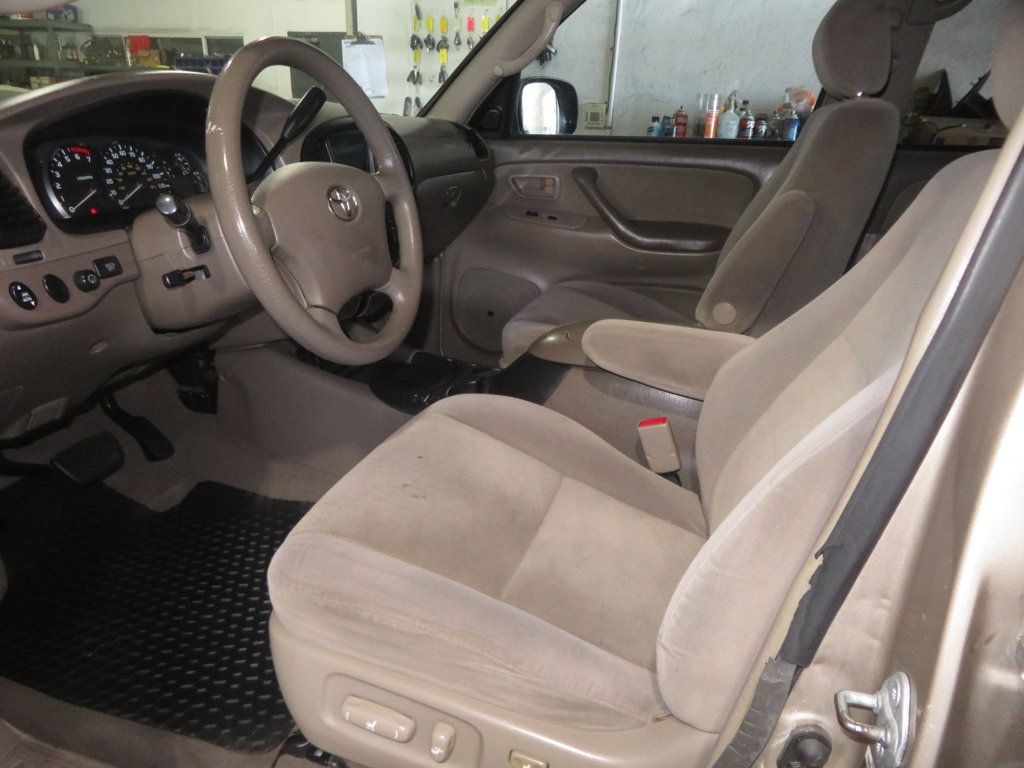 2005 Toyota Sequoia EXTRA CLEAN VERY DESIRABLE V8 SEQUOIA 3RD ROW SEAT 4X4 AZ TRUCK - 23043071 - 18
