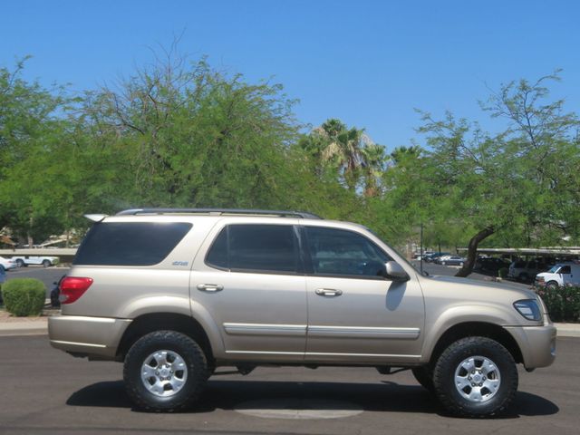 2005 Toyota Sequoia EXTRA CLEAN VERY DESIRABLE V8 SEQUOIA 3RD ROW SEAT 4X4 AZ TRUCK - 23043071 - 2