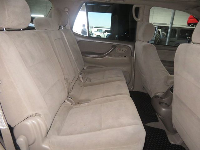 2005 Toyota Sequoia EXTRA CLEAN VERY DESIRABLE V8 SEQUOIA 3RD ROW SEAT 4X4 AZ TRUCK - 23043071 - 32