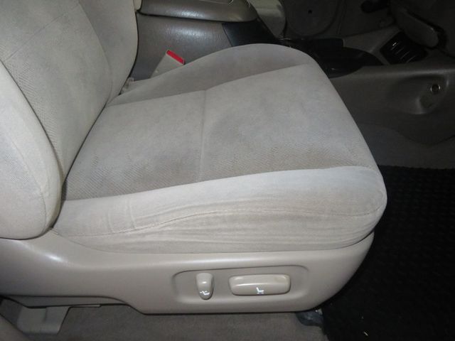 2005 Toyota Sequoia EXTRA CLEAN VERY DESIRABLE V8 SEQUOIA 3RD ROW SEAT 4X4 AZ TRUCK - 23043071 - 37