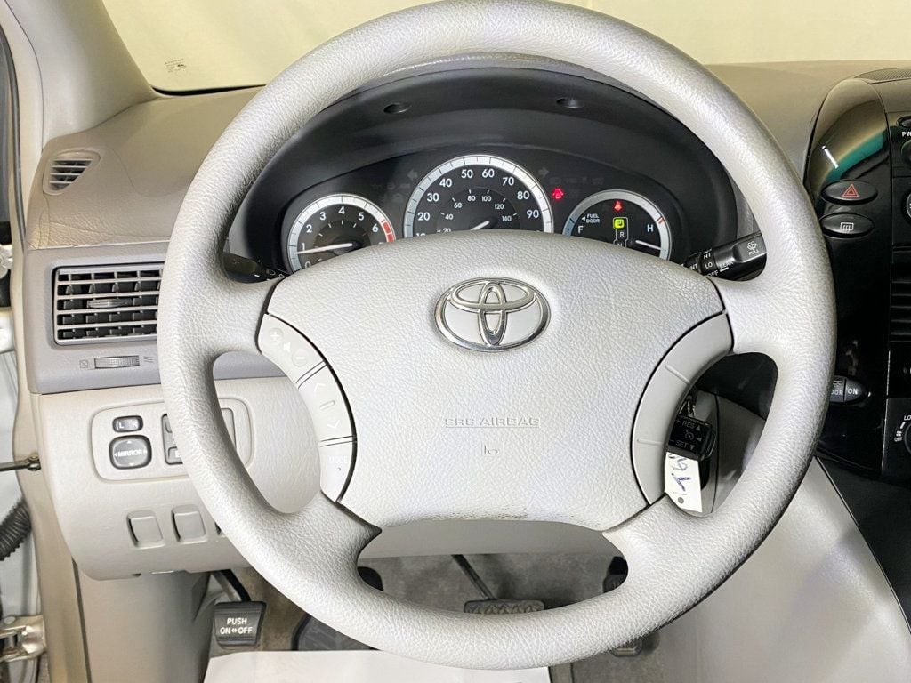 2005 Toyota Sienna  - 22685002 - 20