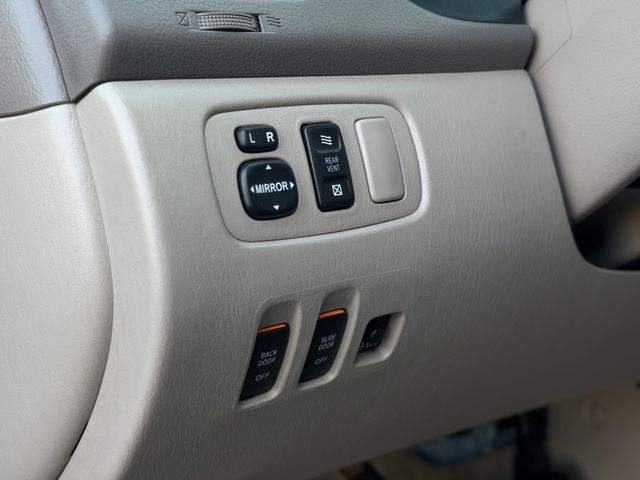2005 Toyota Sienna  - 23062013 - 9