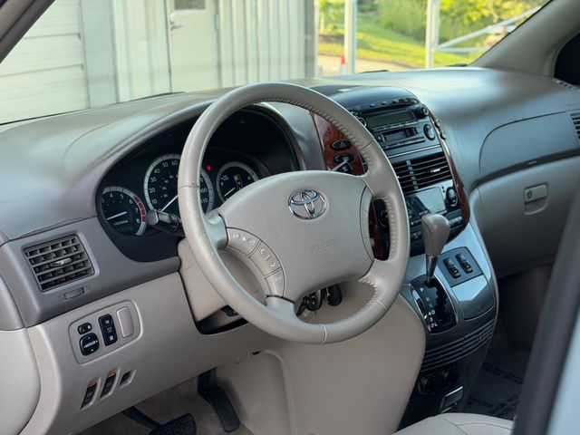 2005 Toyota Sienna  - 23062013 - 16