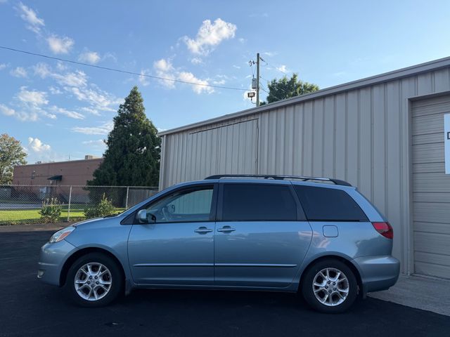 2005 Toyota Sienna  - 23062013 - 4