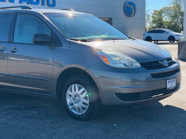 2005 Toyota Sienna LE