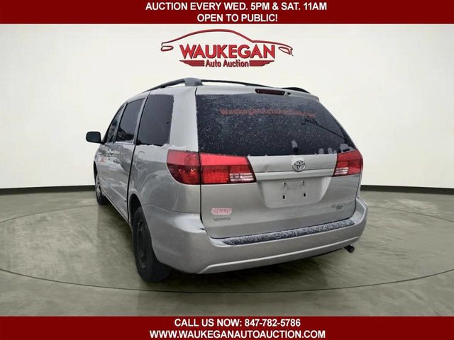 2005 Toyota Sienna LE 7 Passenger 4dr Mini Van - 22966528 - 4