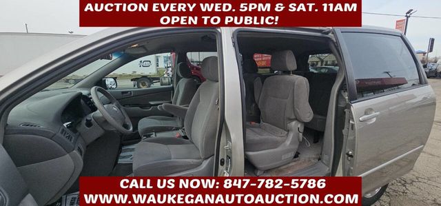 2005 Toyota Sienna LE 7 Passenger 4dr Mini Van - 22998529 - 6