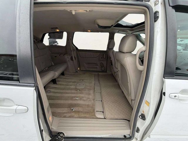 2005 Toyota Sienna XLE 7 Passenger 4dr Mini Van - 22966514 - 19