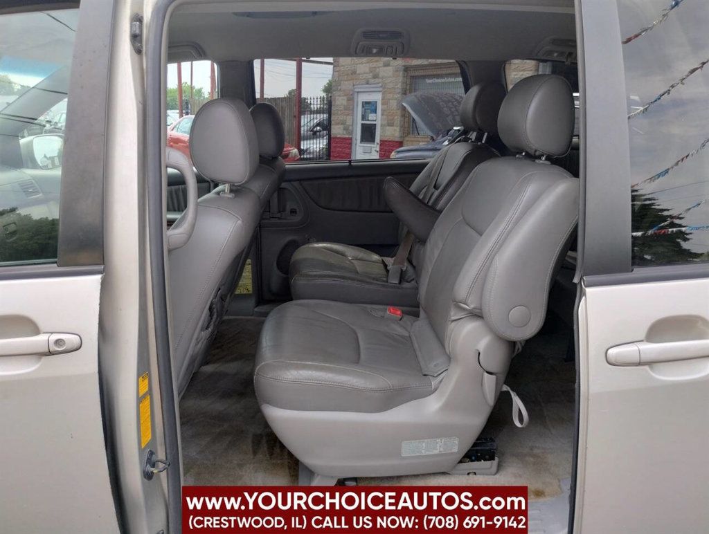 2005 Toyota Sienna XLE 7 Passenger AWD 4dr Mini Van - 22882025 - 16