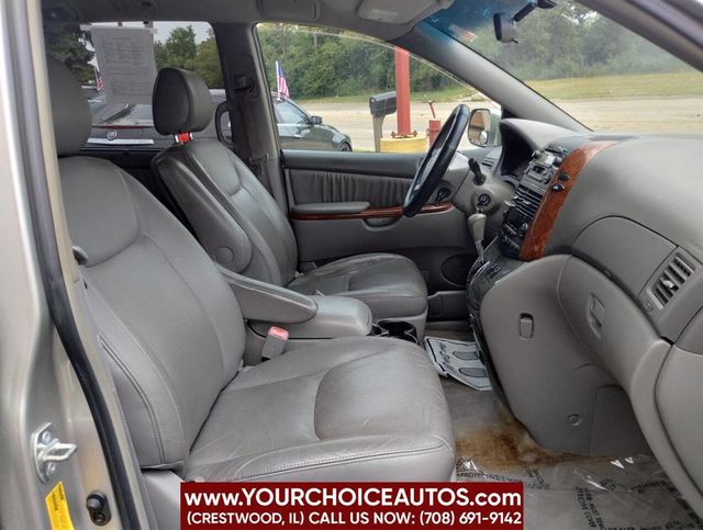2005 Toyota Sienna XLE 7 Passenger AWD 4dr Mini Van - 22882025 - 21