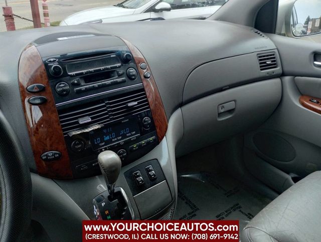 2005 Toyota Sienna XLE 7 Passenger AWD 4dr Mini Van - 22882025 - 29