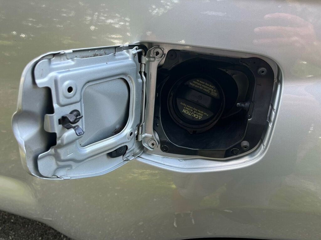 2005 Toyota Tacoma DLX photo 14