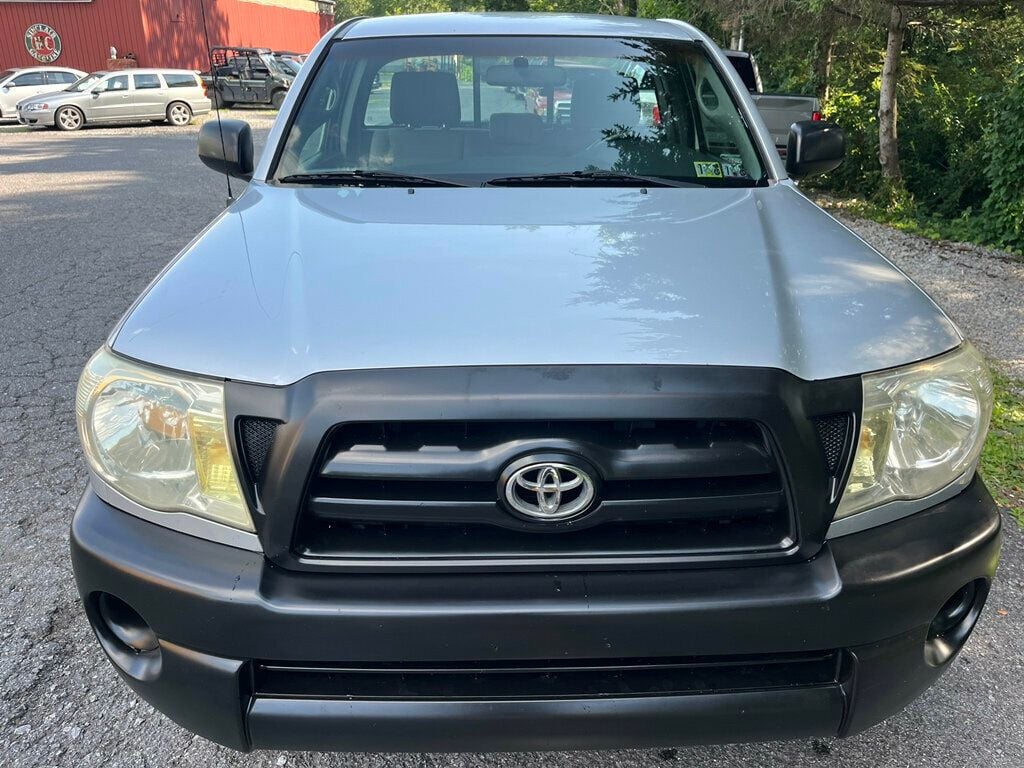 2005 Toyota Tacoma DLX photo 8