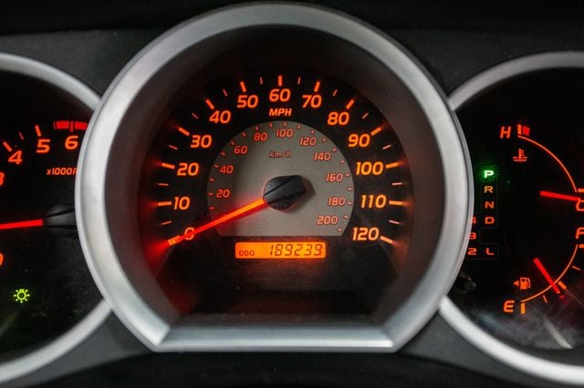 2005 Toyota Tacoma Double 128" Automatic 4WD - 22977798 - 5