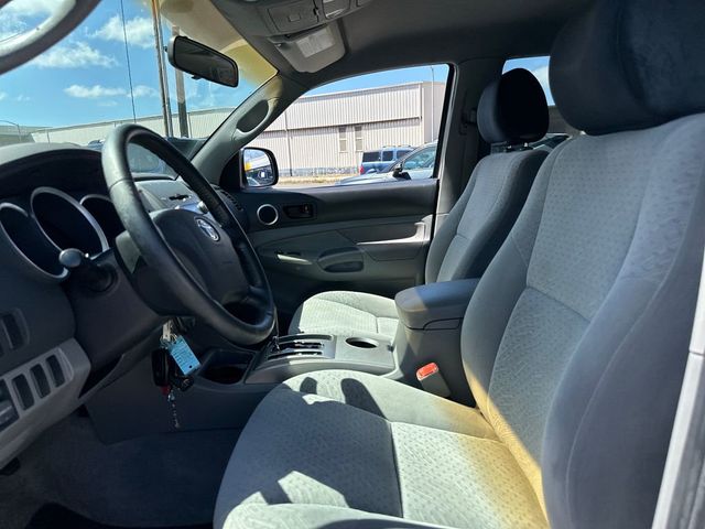 2005 Toyota Tacoma Double 128" PreRunner Automatic - 22988791 - 11