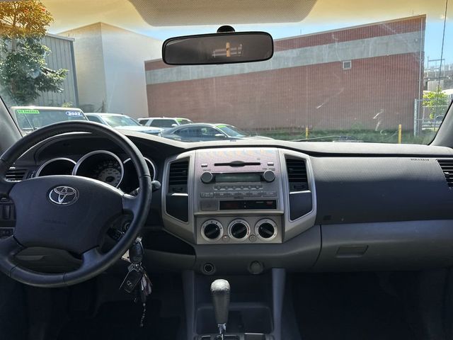 2005 Toyota Tacoma Double 128" PreRunner Automatic - 22988791 - 12