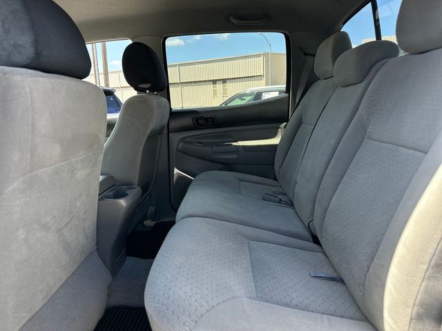 2005 Toyota Tacoma Double 128" PreRunner Automatic - 22988791 - 13