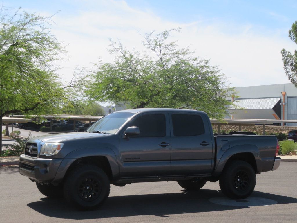 2005 Toyota Tacoma DOUBLE CAB 4X4 SR5 TACOMA EXTRA CLEAN 25 SERVICE RECORDS  - 23035885 | Video 1