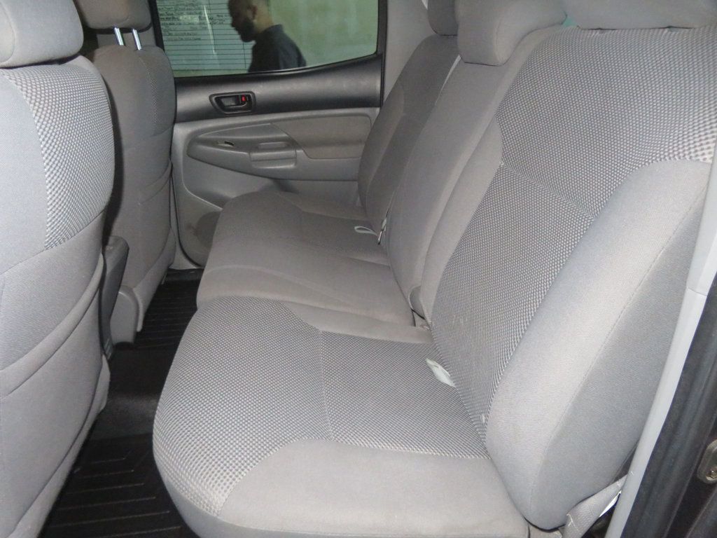 2005 Toyota Tacoma DOUBLE CAB 4X4 SR5 TACOMA EXTRA CLEAN 25 SERVICE RECORDS  - 23035885 - 24