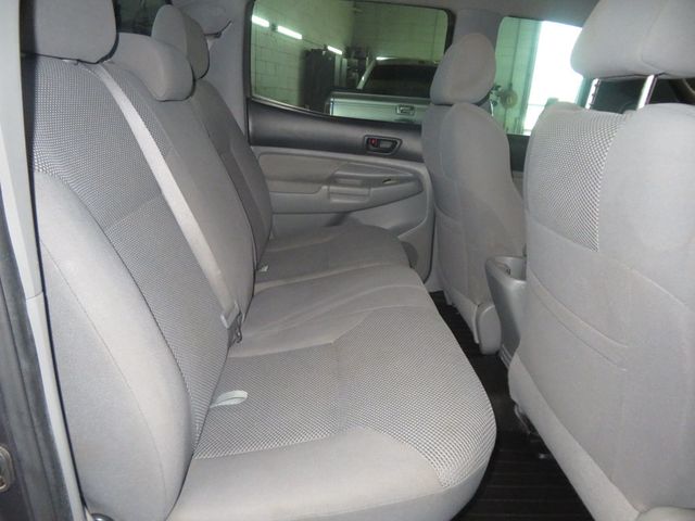 2005 Toyota Tacoma DOUBLE CAB 4X4 SR5 TACOMA EXTRA CLEAN 25 SERVICE RECORDS  - 23035885 - 26