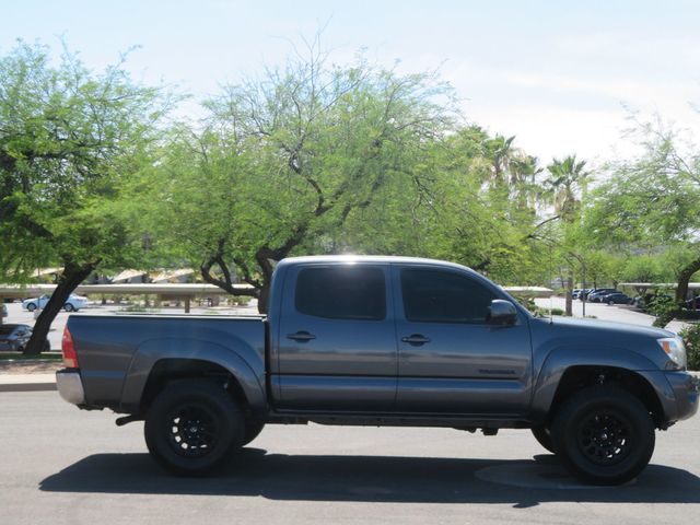 2005 Toyota Tacoma DOUBLE CAB 4X4 SR5 TACOMA EXTRA CLEAN 25 SERVICE RECORDS  - 23035885 - 2