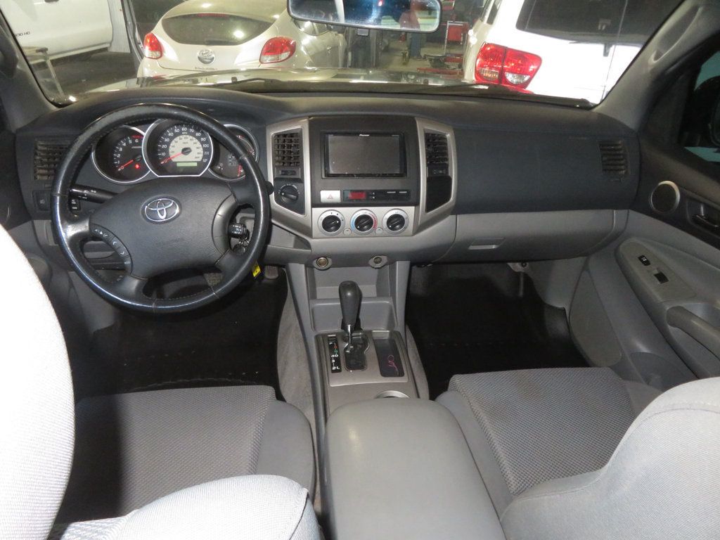 2005 Toyota Tacoma DOUBLE CAB 4X4 SR5 TACOMA EXTRA CLEAN 25 SERVICE RECORDS  - 23035885 - 37