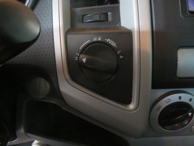 2005 Toyota Tacoma DOUBLE CAB 4X4 SR5 TACOMA EXTRA CLEAN 25 SERVICE RECORDS  - 23035885 - 39