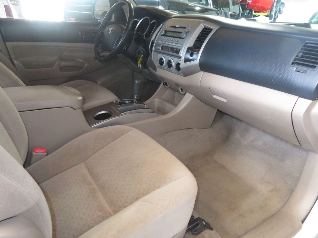2005 Toyota Tacoma PRERUNNER V6 1OWNER TACOMA  ACCESS CAB EXTRA CLEAN  - 23063523 - 26