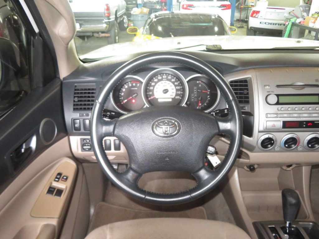 2005 Toyota Tacoma PRERUNNER V6 1OWNER TACOMA  ACCESS CAB EXTRA CLEAN  - 23063523 - 27