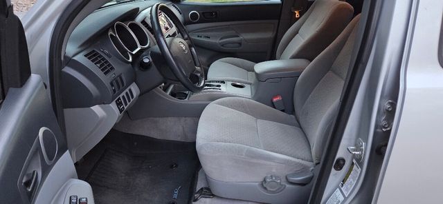 2005 Toyota Tacoma VERY CLEAN Fresh Service Crew Cab Tow Southern 615-300-6004 - 22999165 - 10