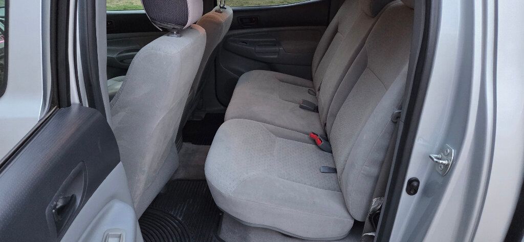 2005 Toyota Tacoma VERY CLEAN Fresh Service Crew Cab Tow Southern 615-300-6004 - 22999165 - 13