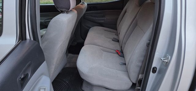 2005 Toyota Tacoma VERY CLEAN Fresh Service Crew Cab Tow Southern 615-300-6004 - 22999165 - 13