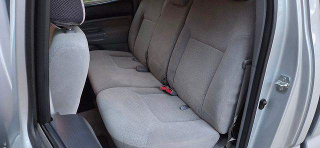 2005 Toyota Tacoma VERY CLEAN Fresh Service Crew Cab Tow Southern 615-300-6004 - 22999165 - 14