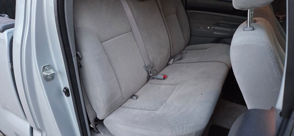 2005 Toyota Tacoma VERY CLEAN Fresh Service Crew Cab Tow Southern 615-300-6004 - 22999165 - 17