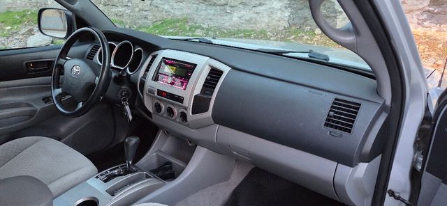 2005 Toyota Tacoma VERY CLEAN Fresh Service Crew Cab Tow Southern 615-300-6004 - 22999165 - 18