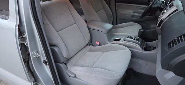 2005 Toyota Tacoma VERY CLEAN Fresh Service Crew Cab Tow Southern 615-300-6004 - 22999165 - 20