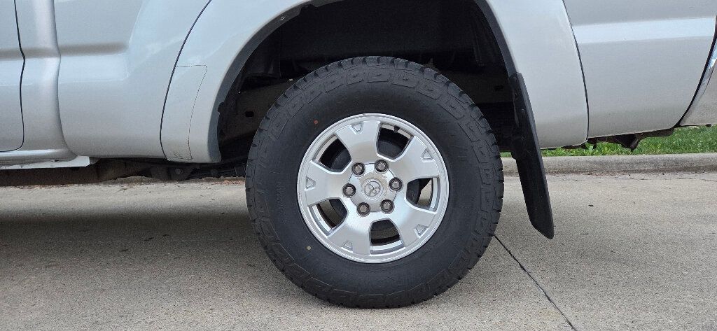 2005 Toyota Tacoma VERY CLEAN Fresh Service Crew Cab Tow Southern 615-300-6004 - 22999165 - 30