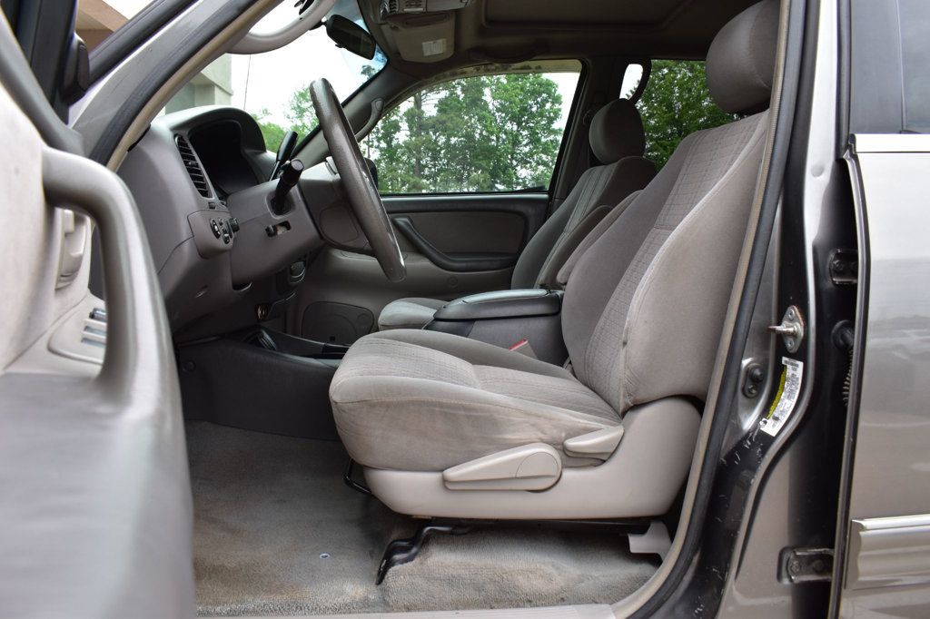 2005 Toyota Tundra DoubleCab V8 SR5 - 23025068 - 12